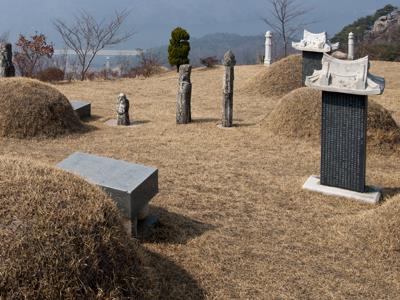 진주 강씨 참판공파 가족묘지 썸네일 이미지