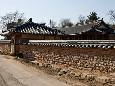 서산 김동진 가옥 담 썸네일 이미지