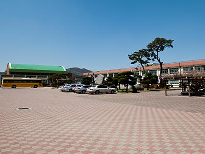 운산초등학교 썸네일 이미지